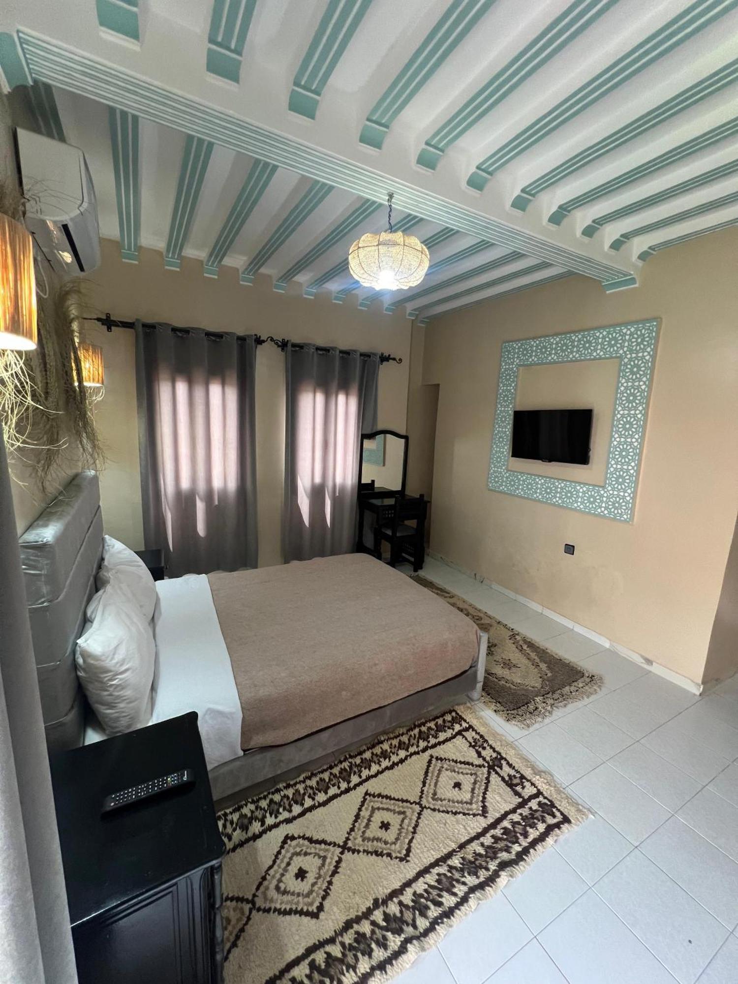 Hotel Zaghro Tajda Esterno foto